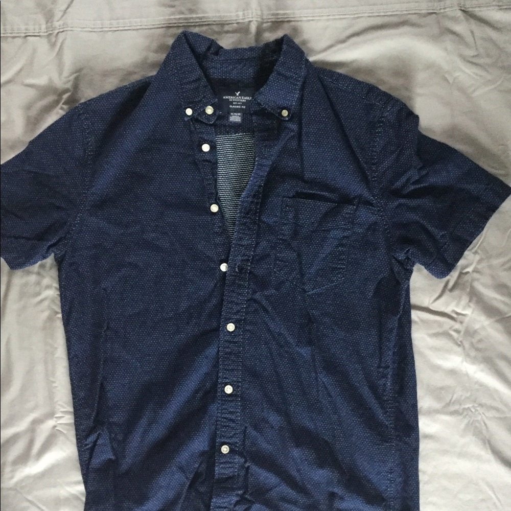 Men’s short sleeve button down